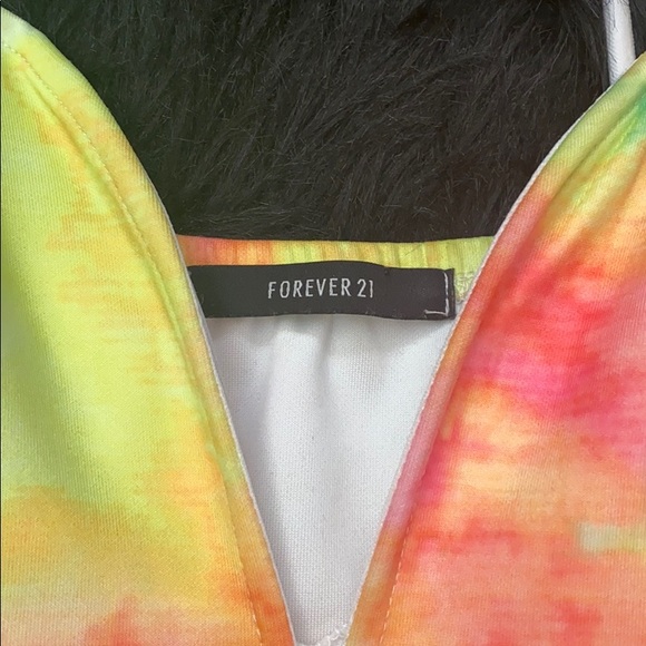 Tye dye dress 💗💚💛💙 - Picture 3 of 6